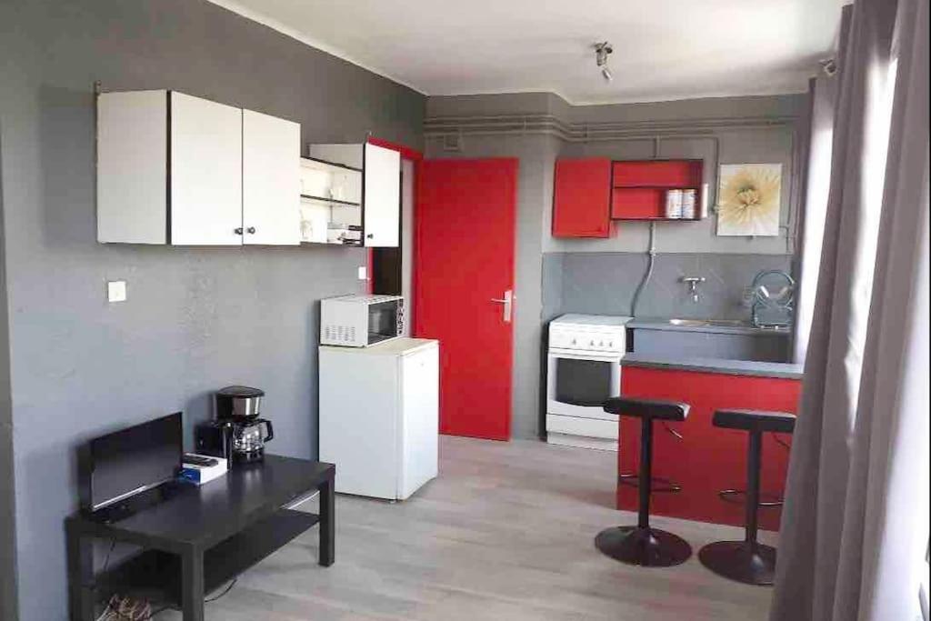 Toulon Est La Valette Studio 35M2 Dominant Parking Proche Mer Apartment Exterior photo